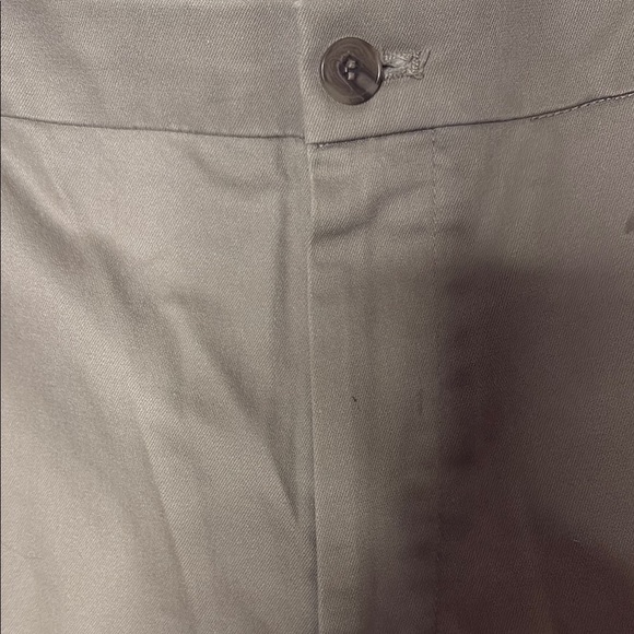 Dockers Men's Khaki Chinos - Picture 2 of 8